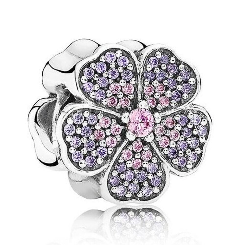 Primrose Charm